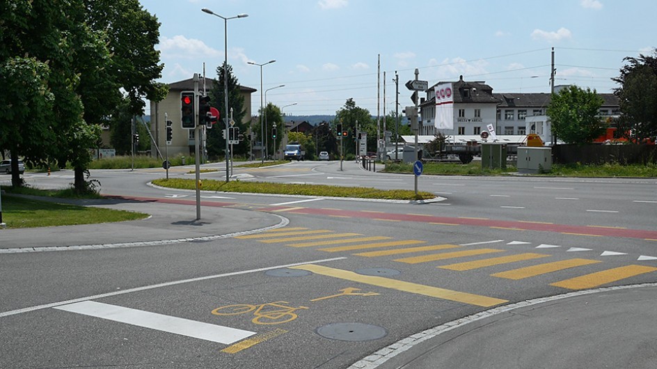 Doppelknoten Weissensteinstrasse in Langendorf