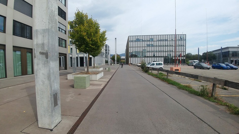 Bauplatz (rechts)