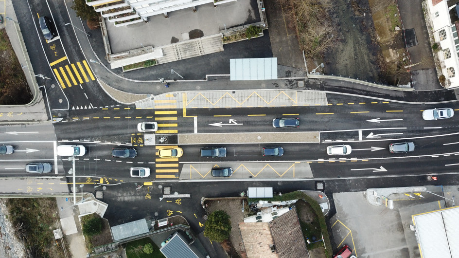 Fertiger Zufahrtsbereich Luzernstrasse von Zuchwil her kommend