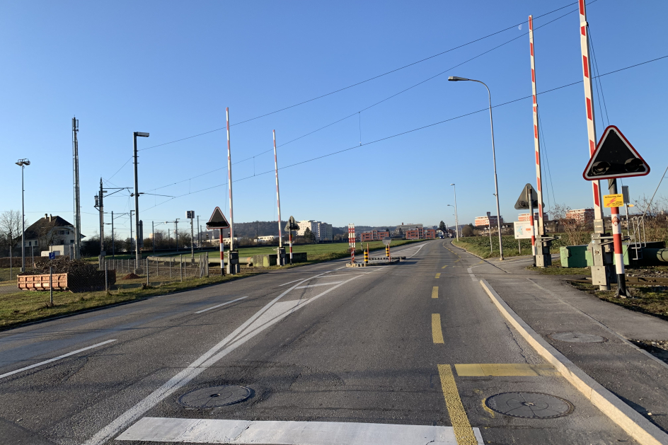 Bahnübergang im Bereich der KEBAG (Ausgangslage)