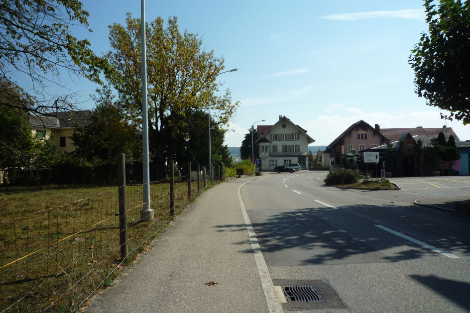 Dorfstrasse vorher