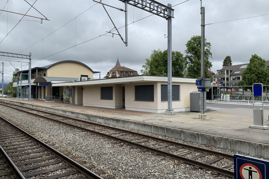 Bahnhof Ins