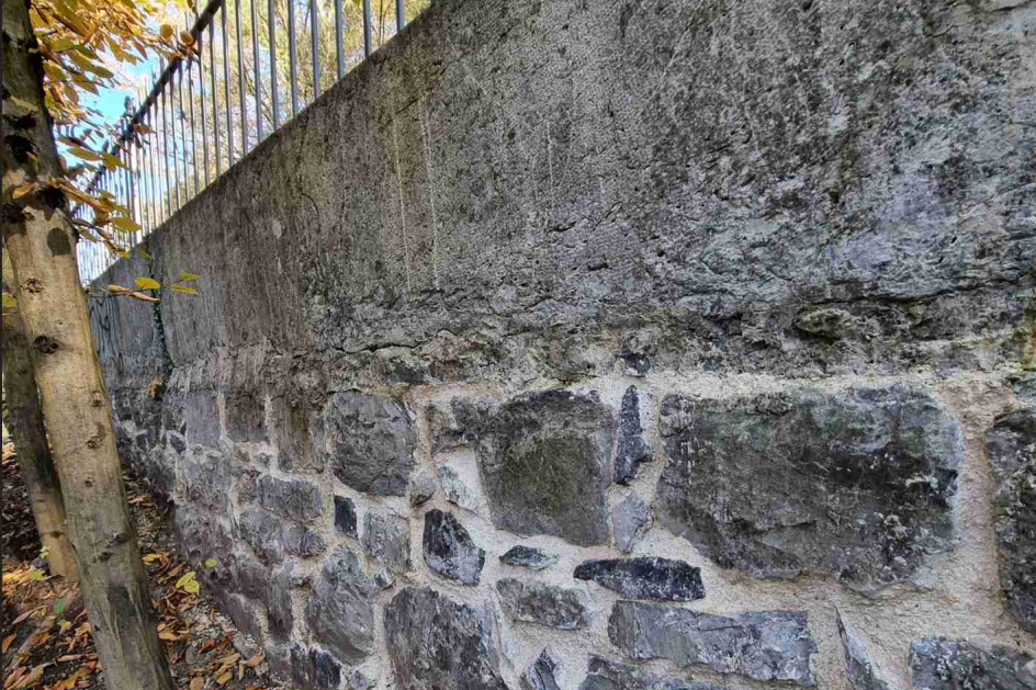 Stützmauer Altenbergrain