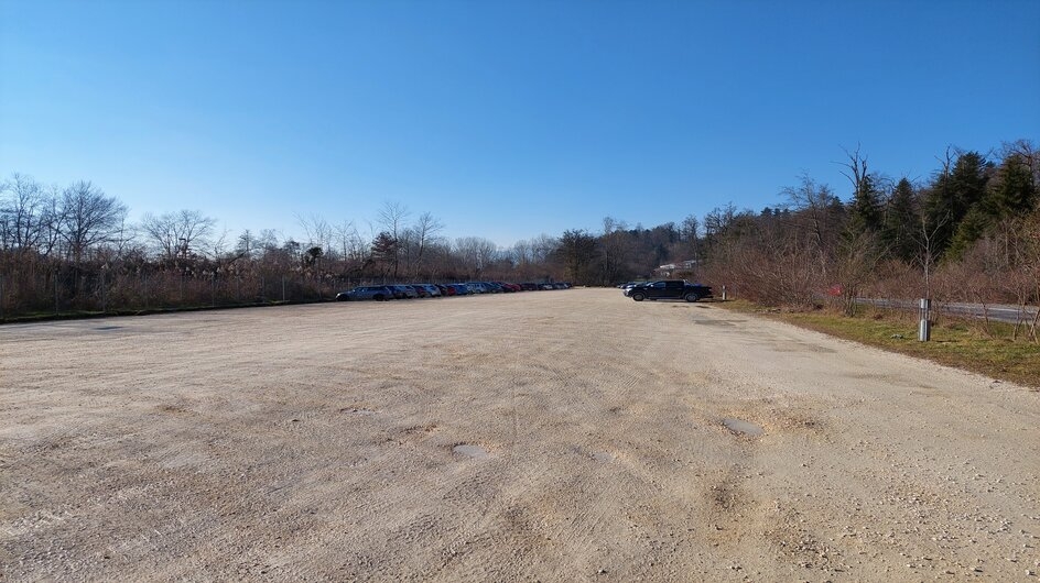 Parkplatz vor der Sanierung