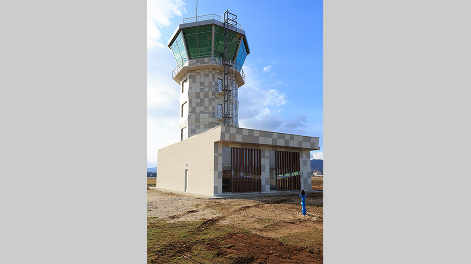 Kapino Polje Airport