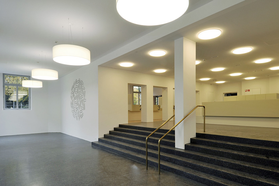 Eingangshalle EG (Fotograf Franz Schwendimann)