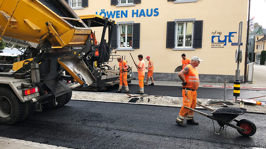 Belagseinbau